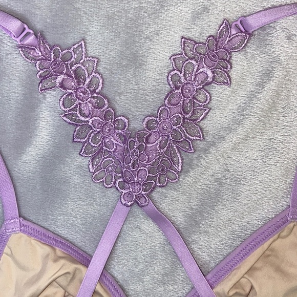 Victoria’s Secret Lilac bralette - Picture 5 of 5